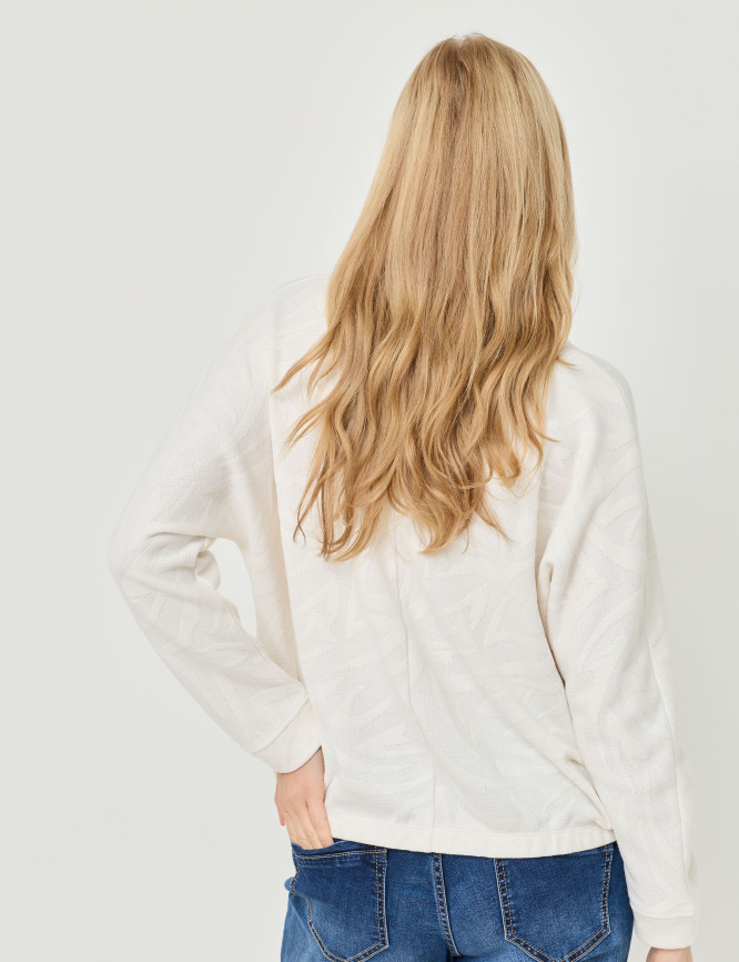 Model Back View