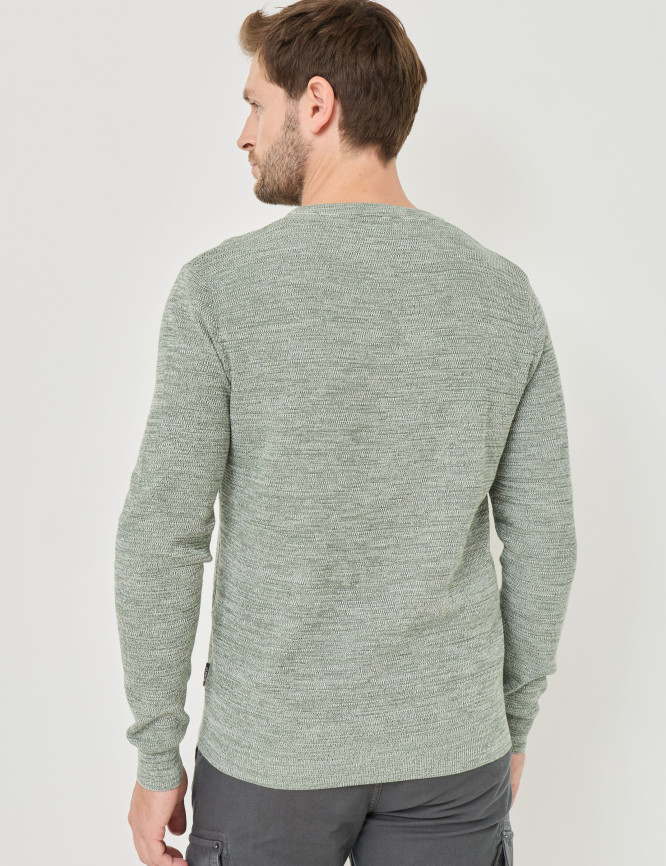Model Back View