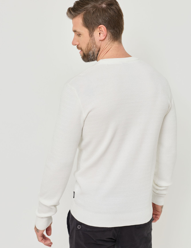 Model Back View