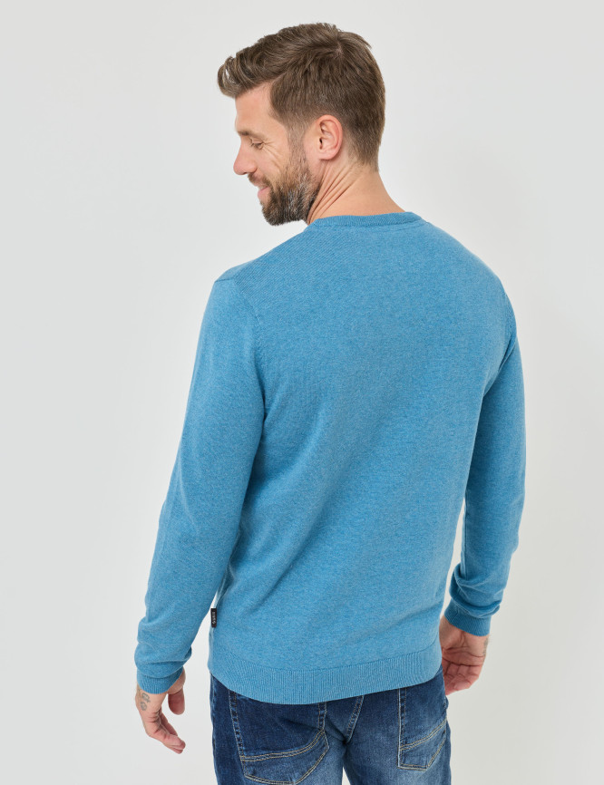 Model Back View