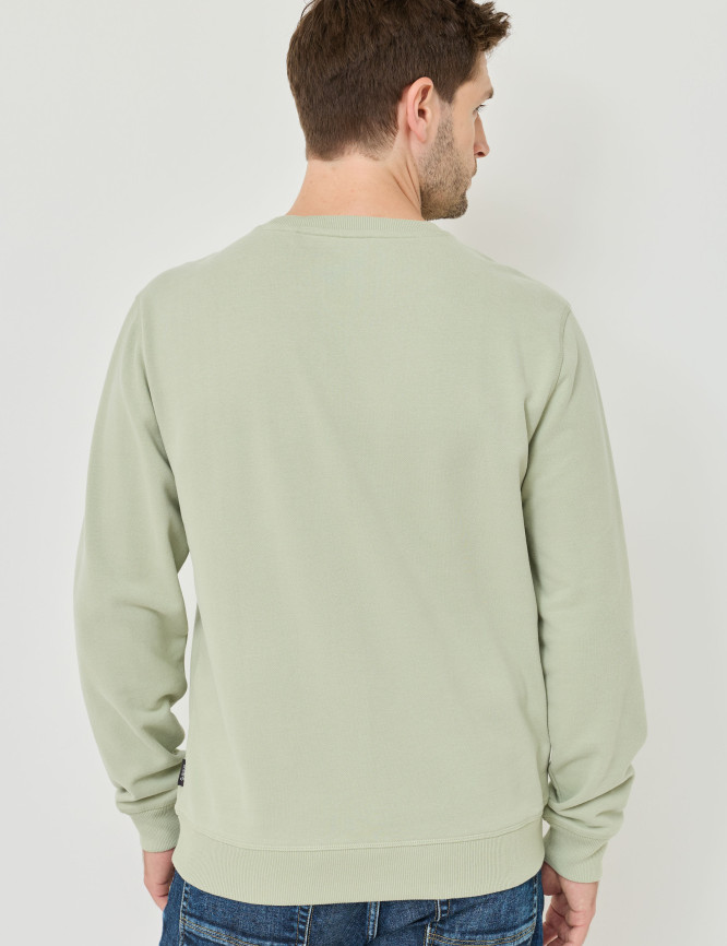 Model Back View
