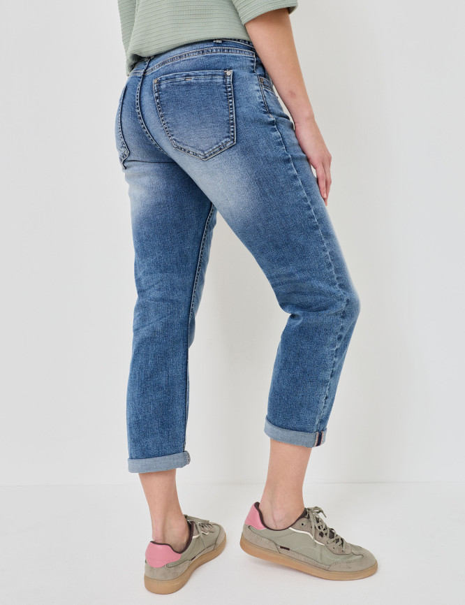 Model Back View