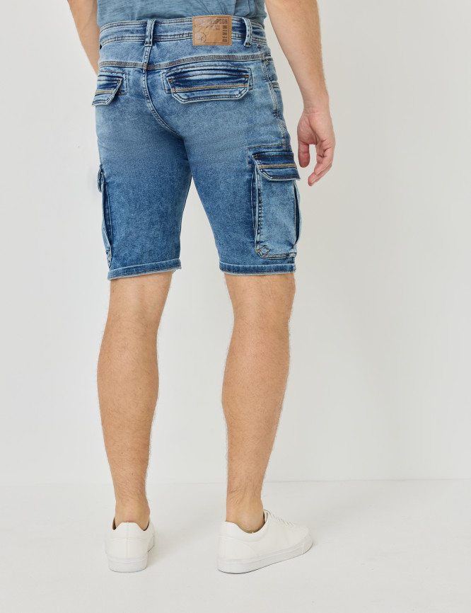 Model Back View