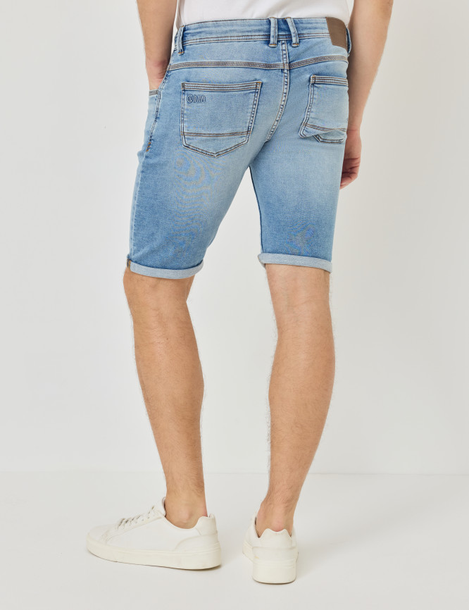 Model Back View