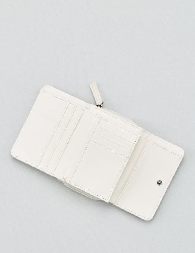 Model Back View