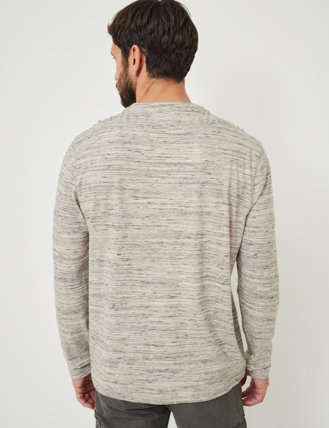 Model Back View