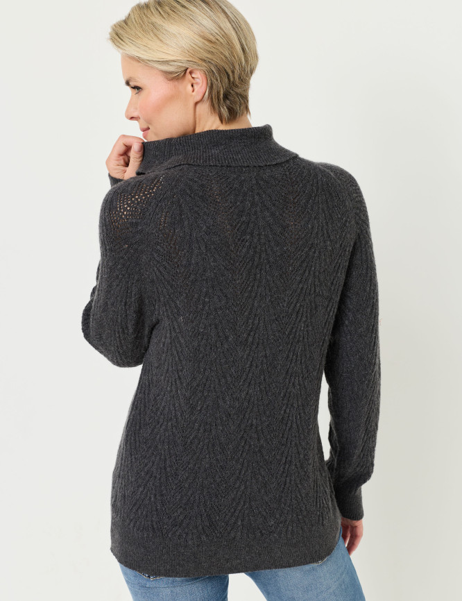 Model Back View