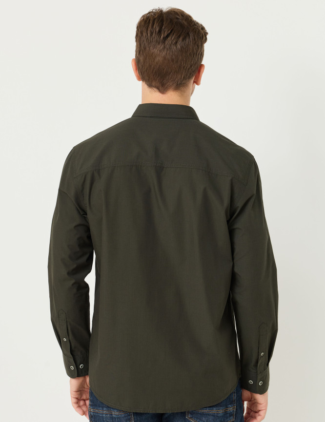 Model Back View